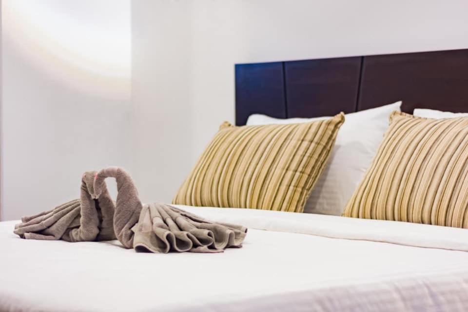 Bony'S Holiday Inn Negombo Bagian luar foto